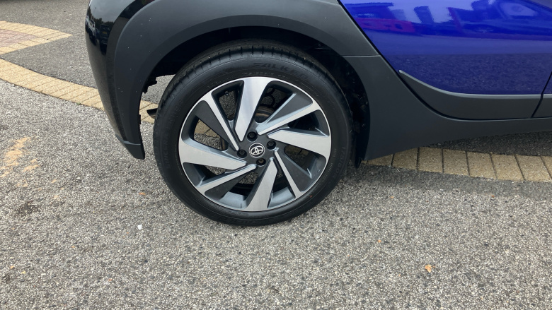 Toyota Aygo X 1.0 VVT-i Edge 5dr Petrol Hatchback